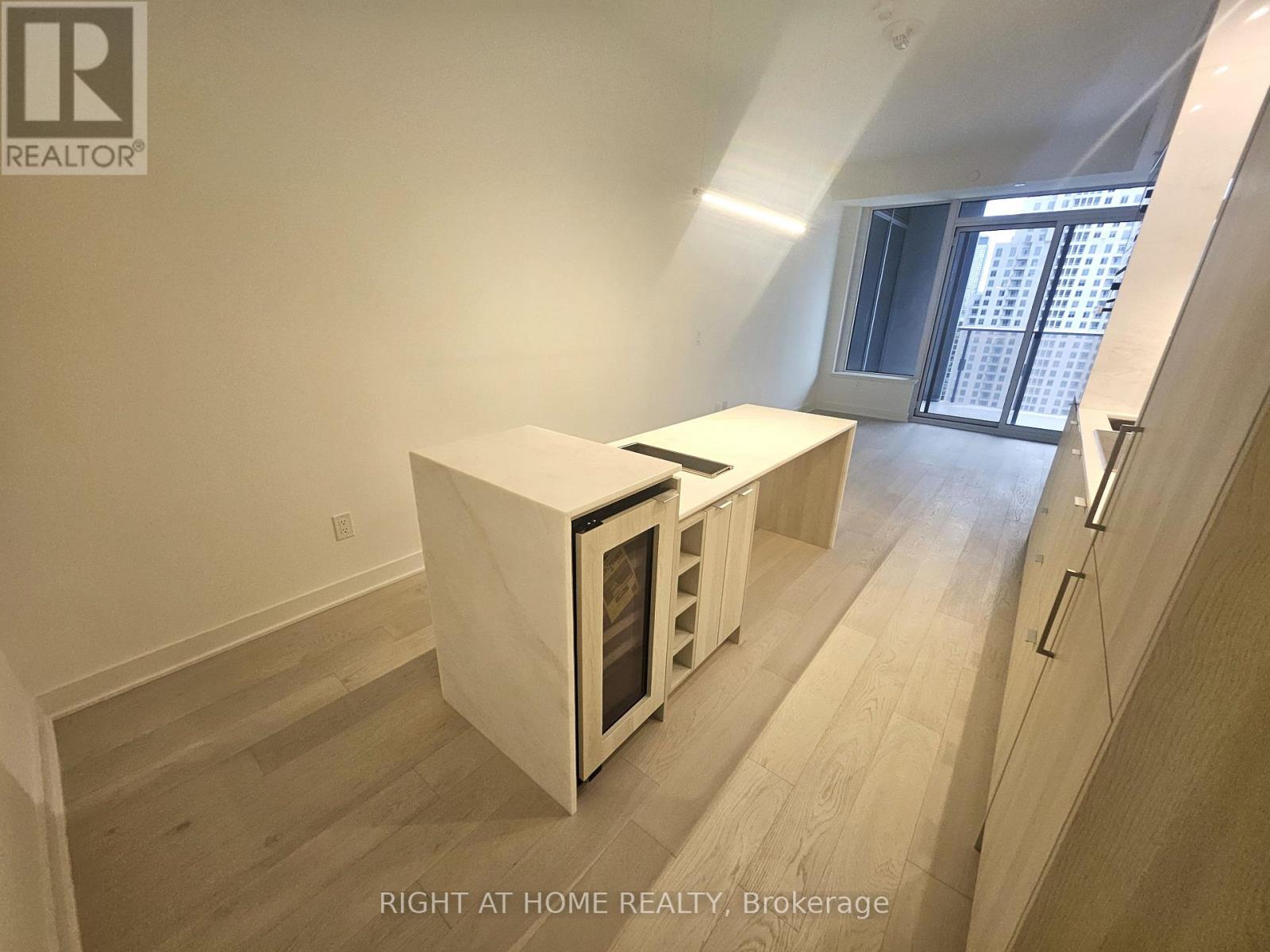 1711 - 11 Yorkville Avenue, Toronto, Ontario  M4W 0B7 - Photo 6 - C13029256