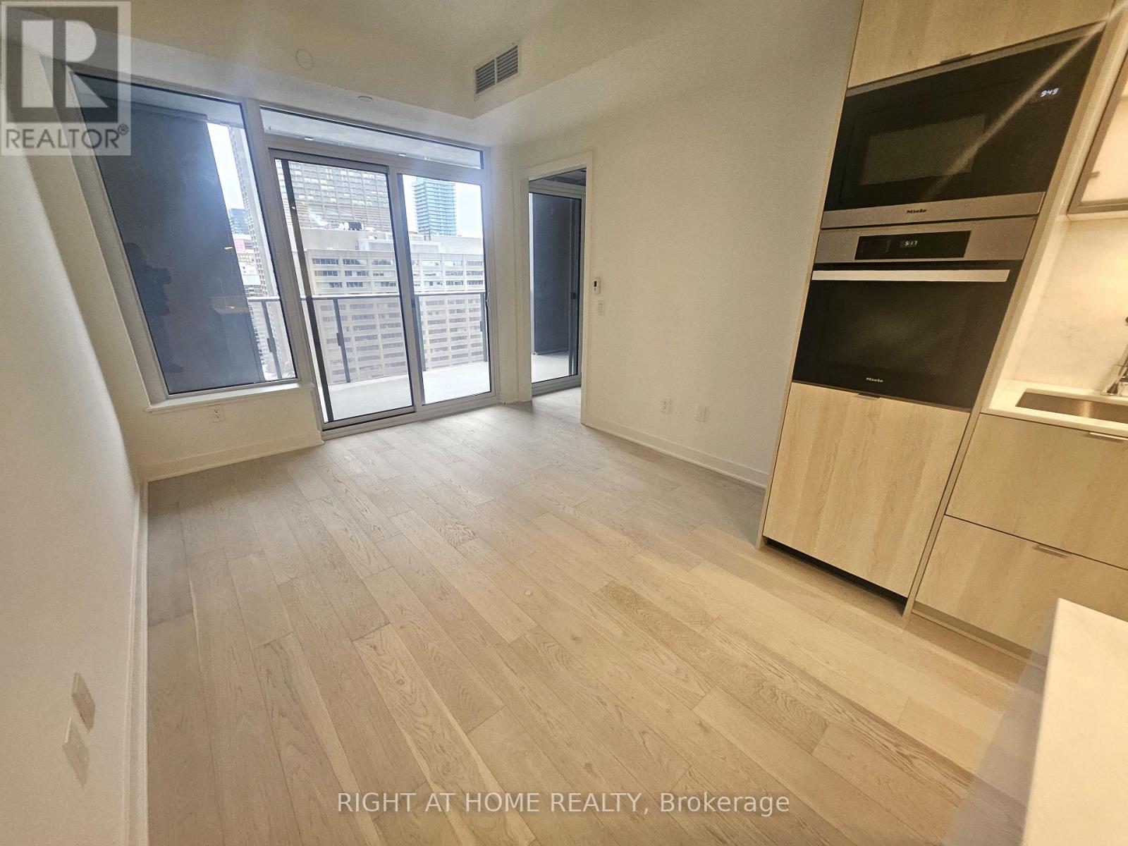 1711 - 11 Yorkville Avenue, Toronto, Ontario  M4W 0B7 - Photo 8 - C13029256