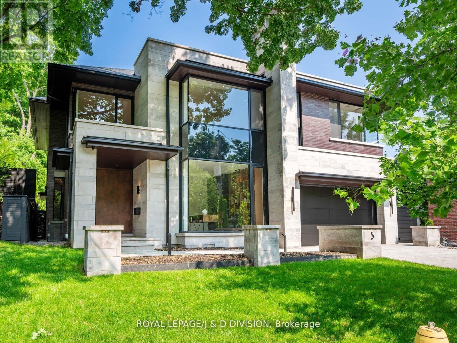 5 FIDELIA AVENUE, Toronto, Ontario
