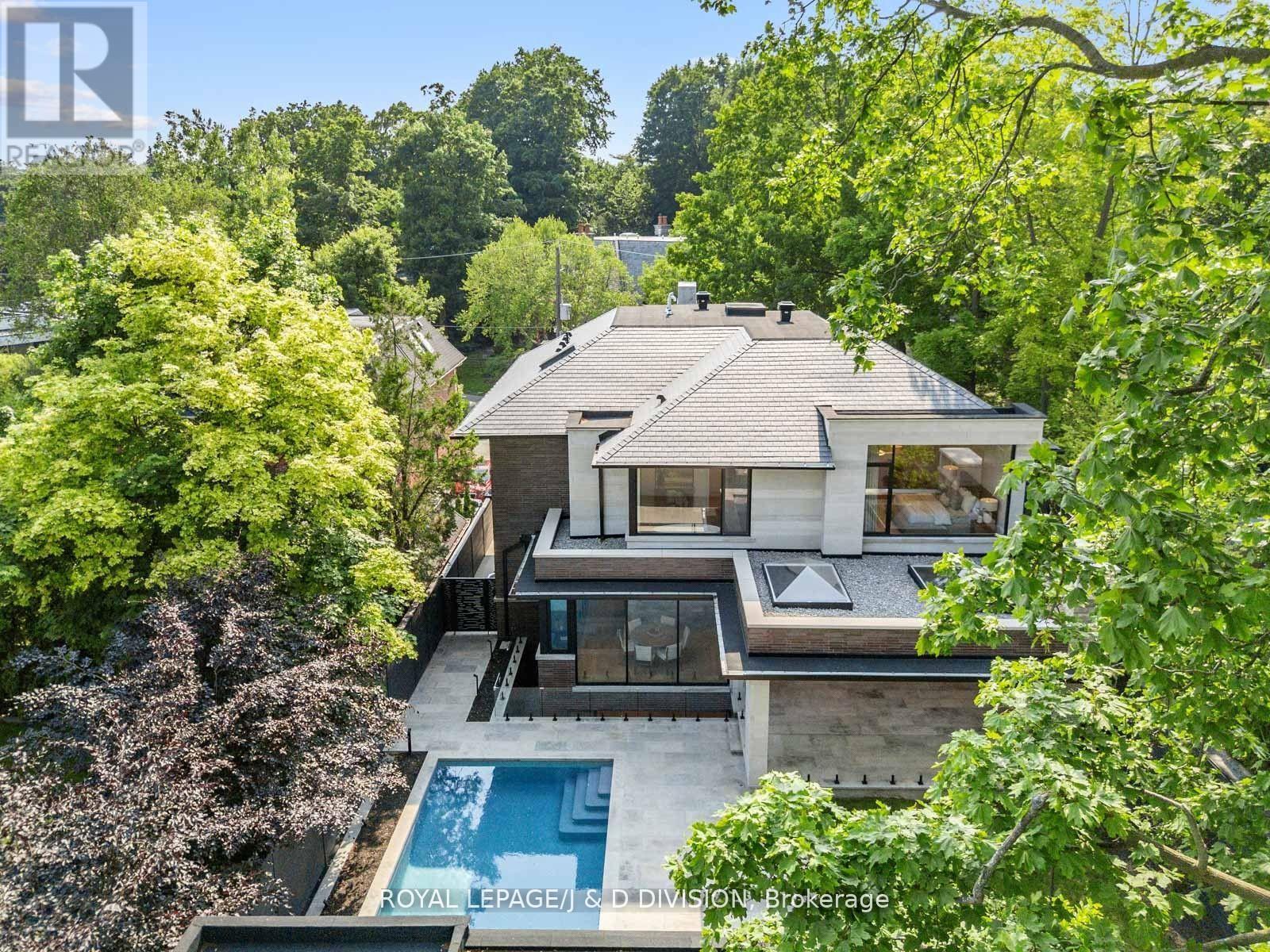 5 Fidelia Avenue, Toronto, Ontario  M4N 3E7 - Photo 2 - C13029310