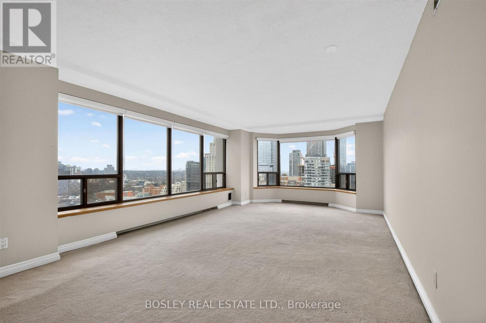 2207 - 175 Cumberland Street, Toronto, Ontario  M5R 3M9 - Photo 6 - C13029370