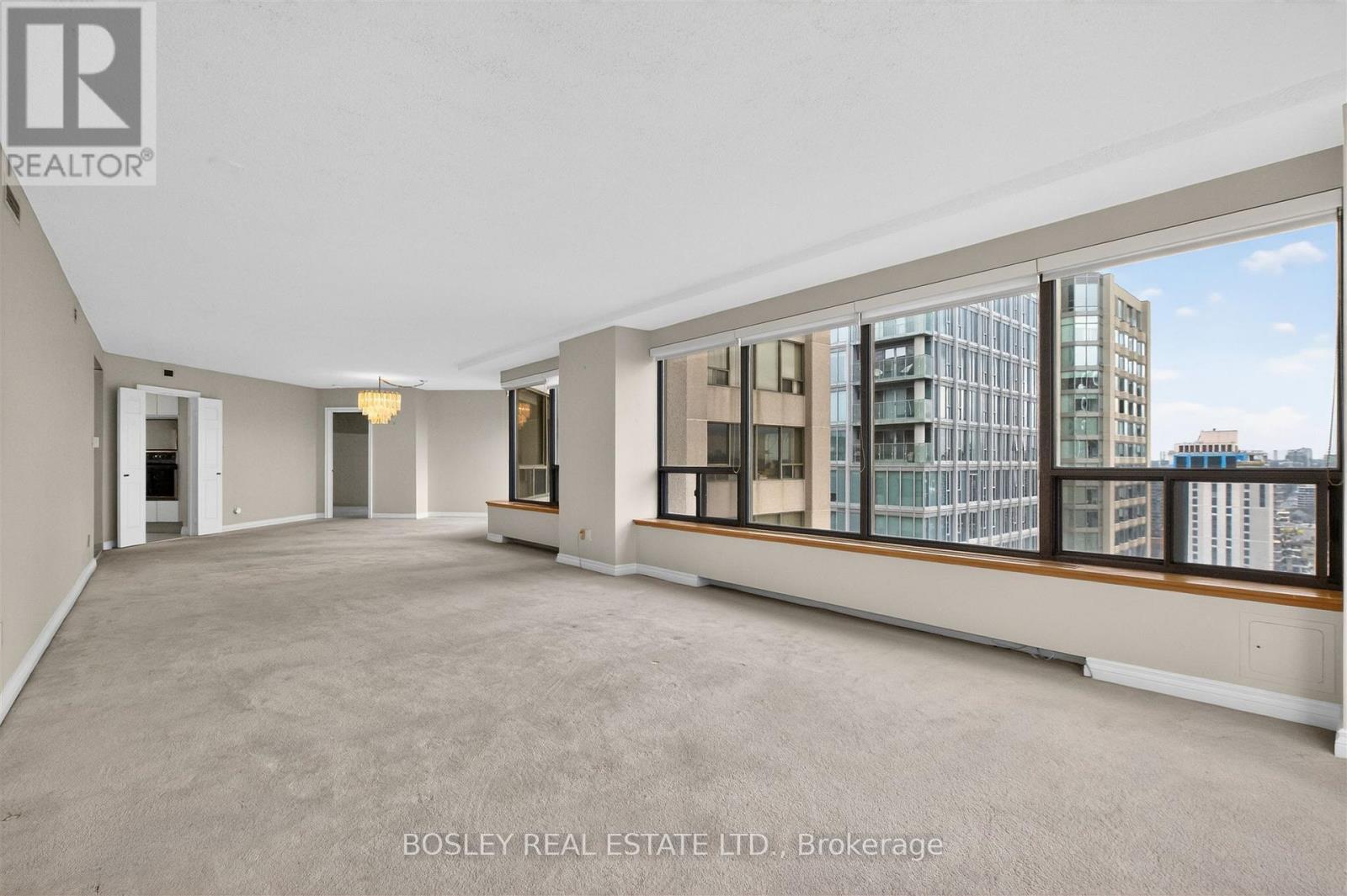 2207 - 175 Cumberland Street, Toronto, Ontario  M5R 3M9 - Photo 7 - C13029370