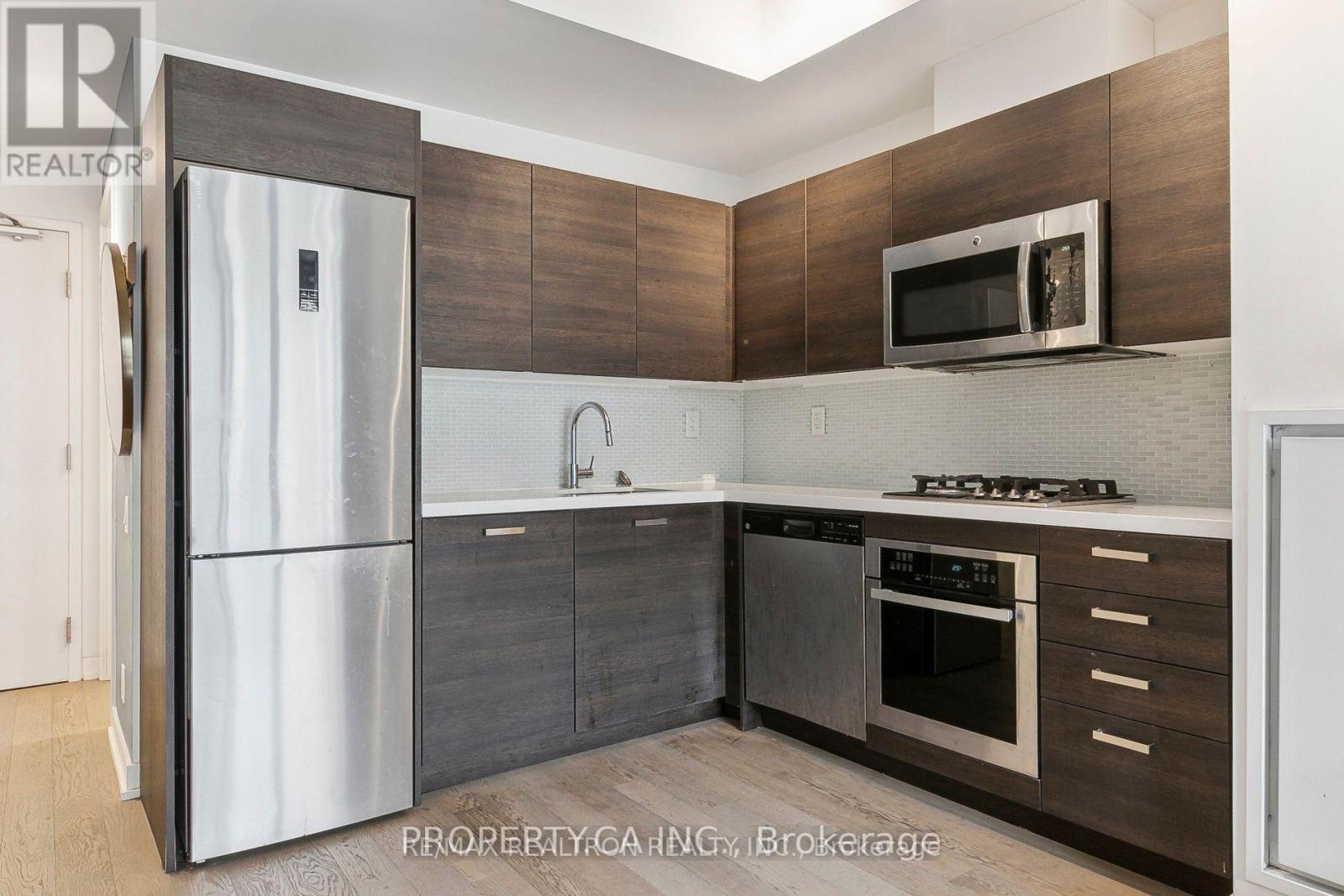 502 - 39 Brant Street, Toronto, Ontario  M5V 0M8 - Photo 5 - C13029388