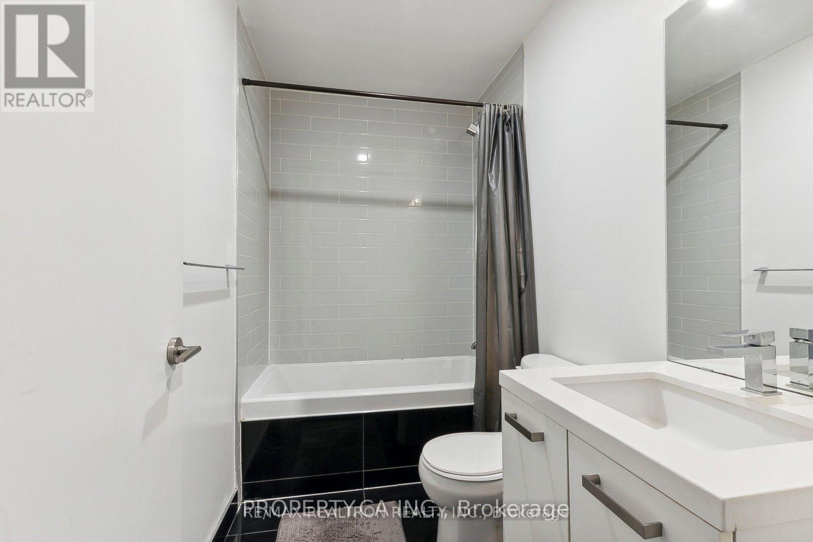 502 - 39 Brant Street, Toronto, Ontario  M5V 0M8 - Photo 8 - C13029388