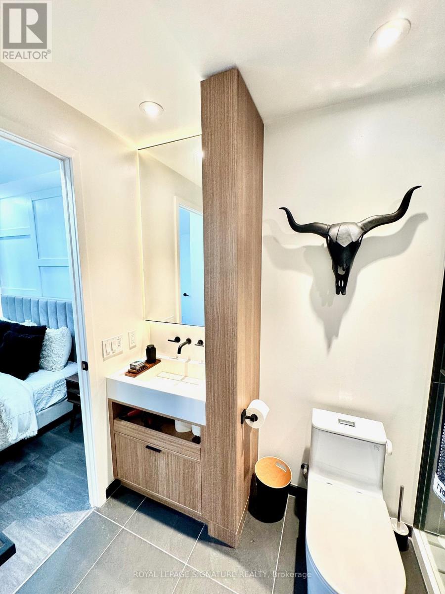 1510 - 55 Charles Street E, Toronto, Ontario  M4Y 1S9 - Photo 6 - C13029398