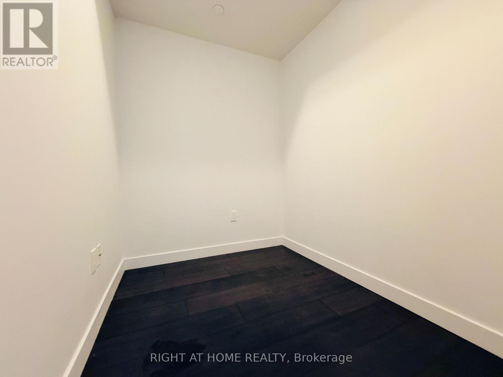 3304 - 8 Eglinton Avenue E, Toronto, Ontario  M4P 1A6 - Photo 11 - C13029406