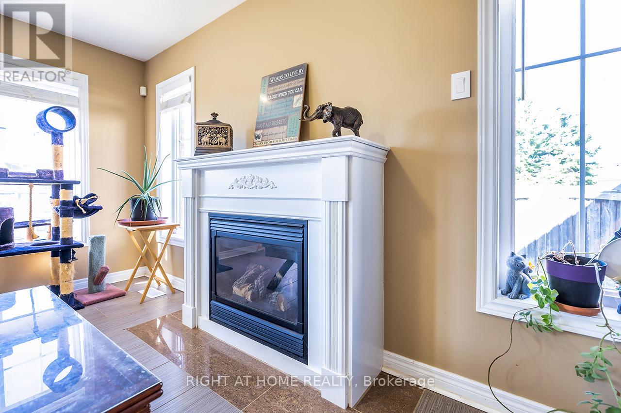 30 Mcnicol Crescent, Ajax, Ontario  L1Z 1Y8 - Photo 11 - E13029096