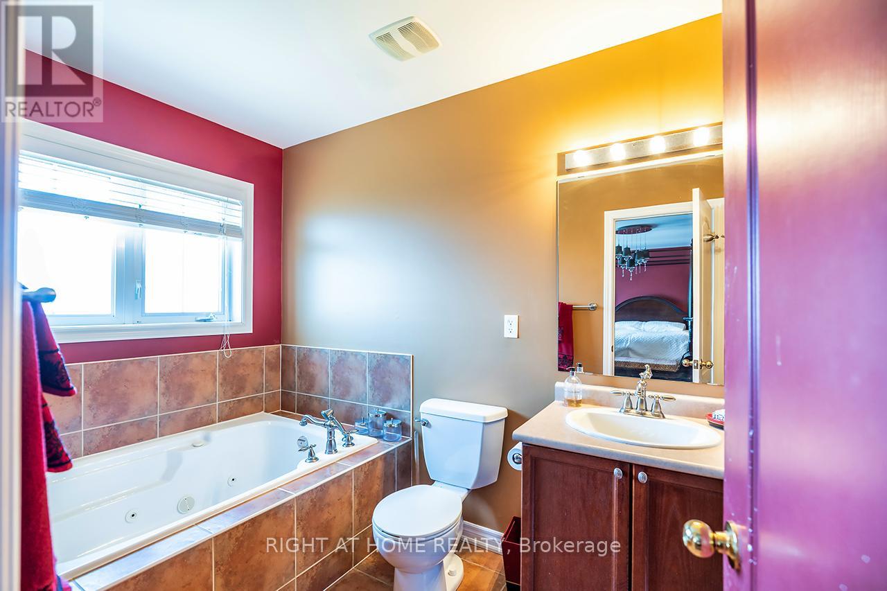 30 Mcnicol Crescent, Ajax, Ontario  L1Z 1Y8 - Photo 17 - E13029096