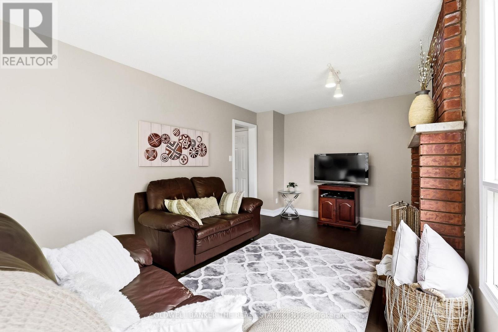 24 Kenyon Court, Whitby, Ontario  L1N 8T2 - Photo 13 - E13029136