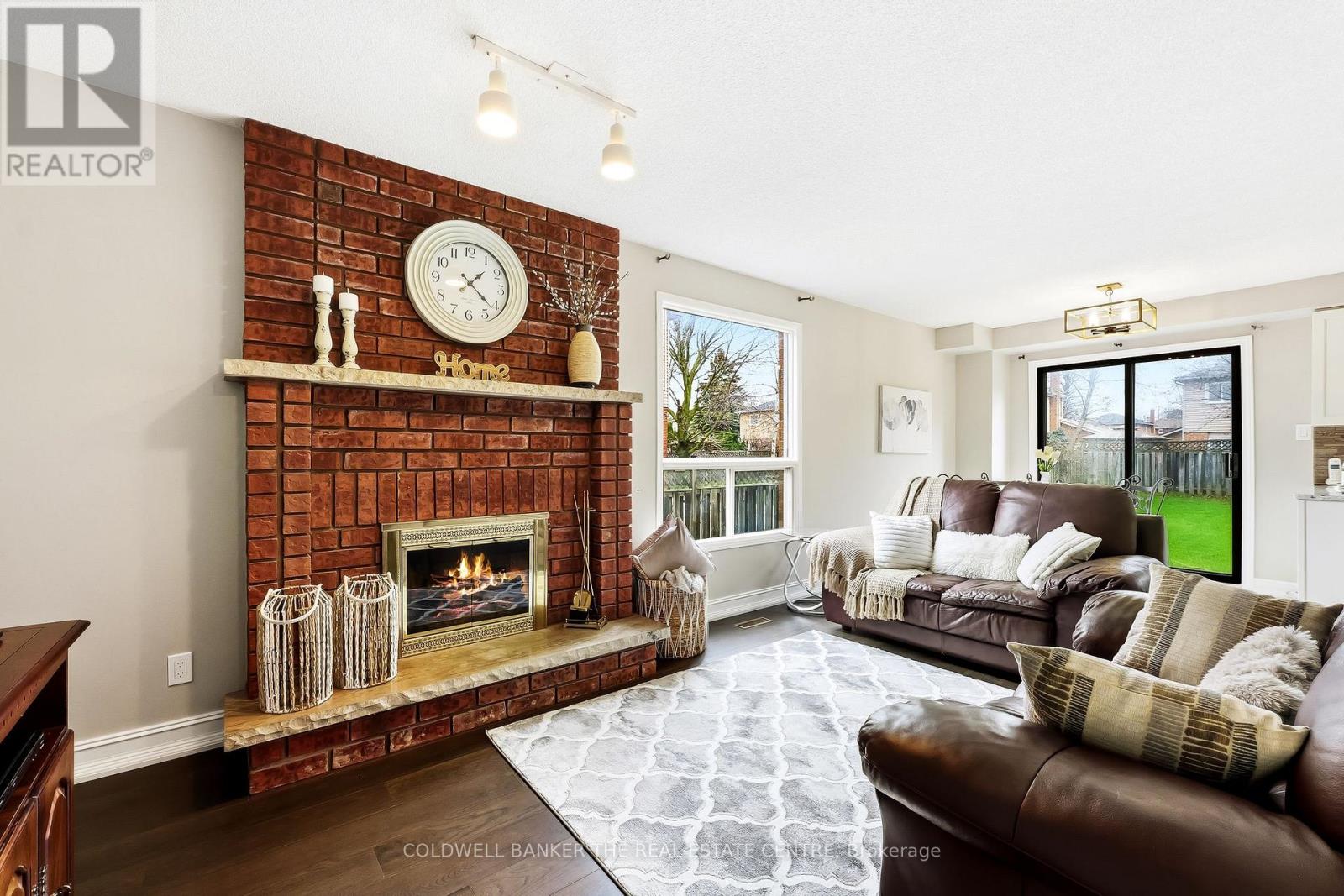 24 Kenyon Court, Whitby, Ontario  L1N 8T2 - Photo 14 - E13029136