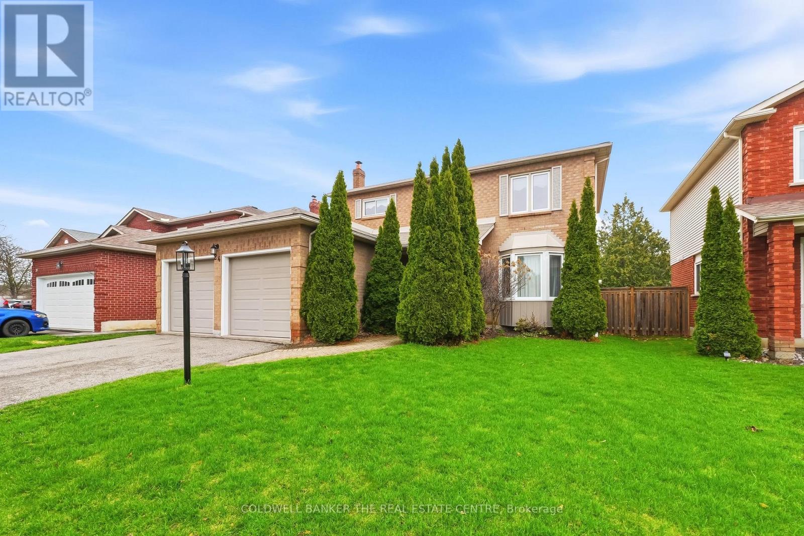 24 Kenyon Court, Whitby, Ontario  L1N 8T2 - Photo 2 - E13029136