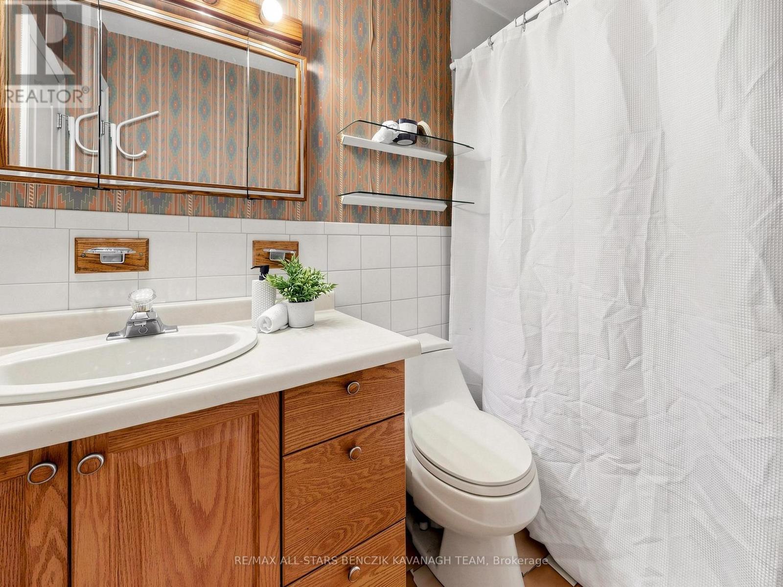 875 Chapleau Drive, Pickering, Ontario  L1W 1P6 - Photo 12 - E13029204