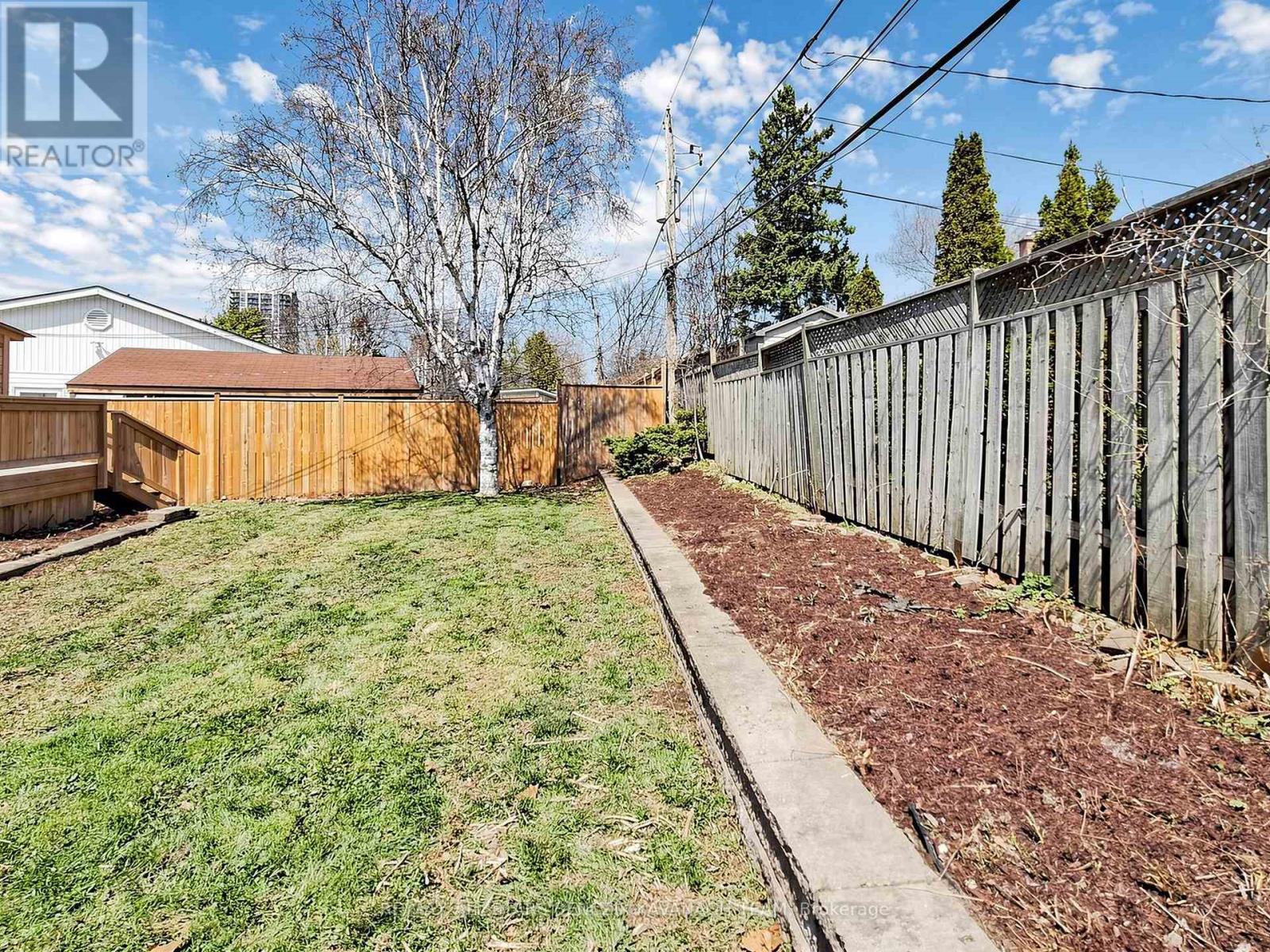 875 Chapleau Drive, Pickering, Ontario  L1W 1P6 - Photo 23 - E13029204