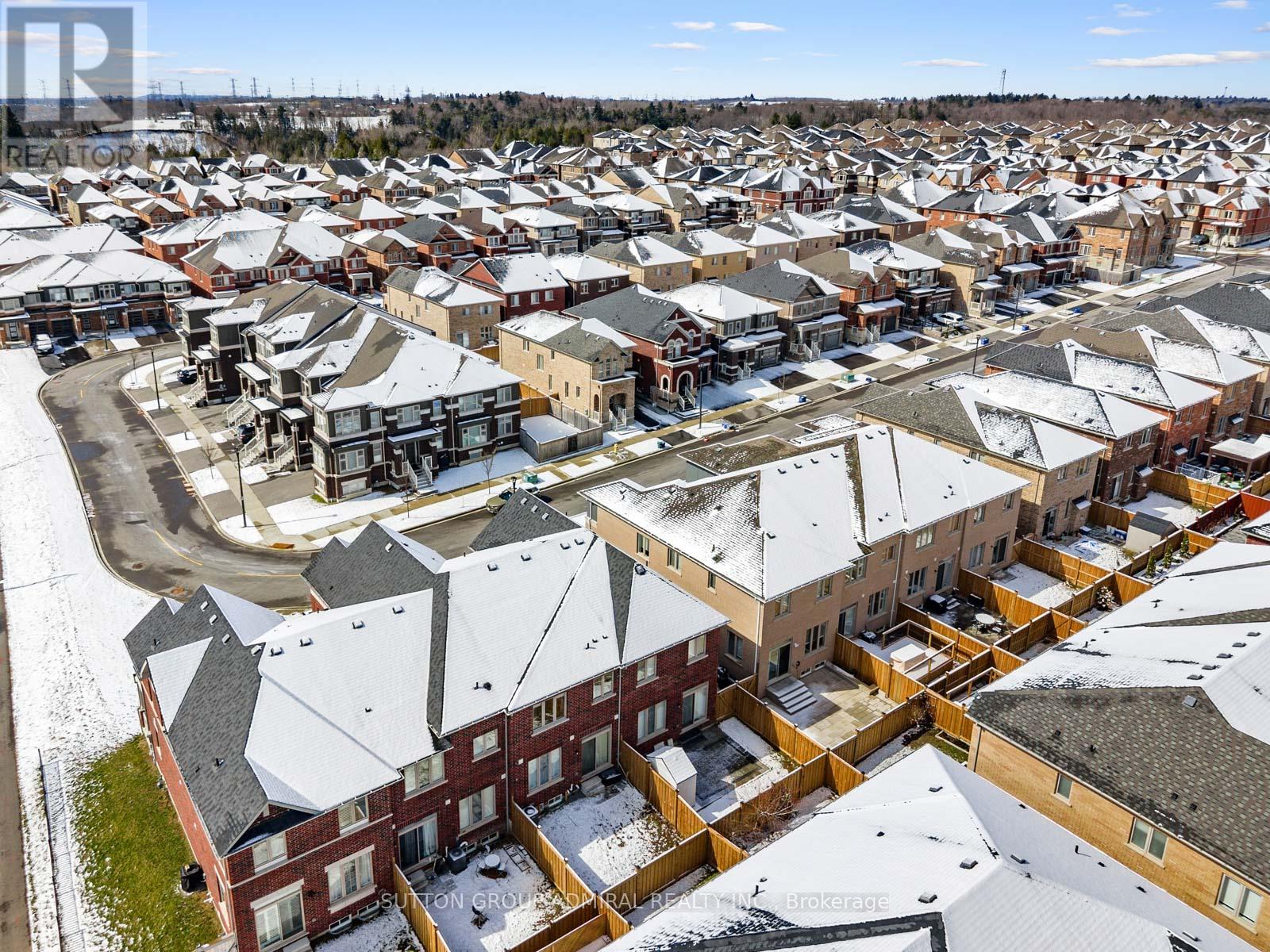 1152 Sepia Square, Pickering, Ontario  L1X 0H1 - Photo 43 - E13029270