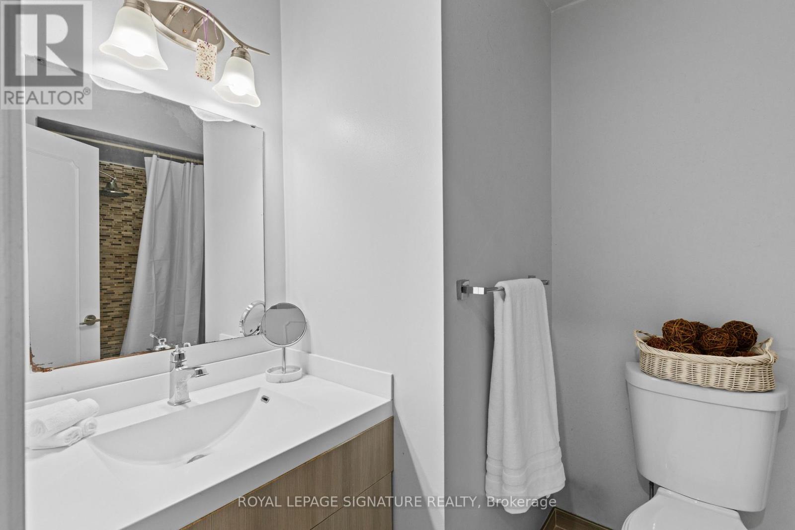 93 - 580 Eyer Drive, Pickering, Ontario  L1W 3B7 - Photo 17 - E13029318