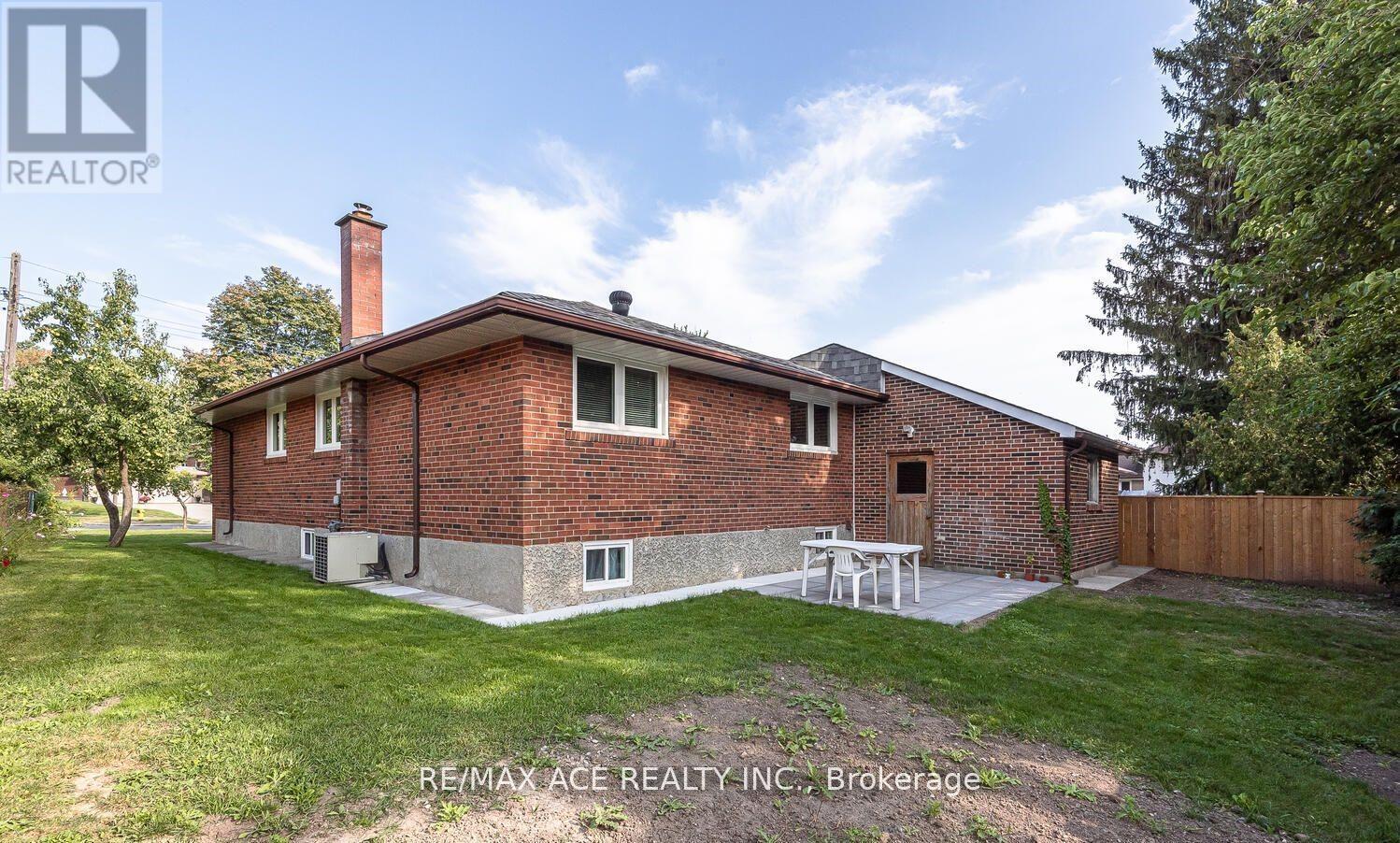 Bsmt - 12 Richome Court, Toronto, Ontario  M1K 2Y1 - Photo 8 - E13029356