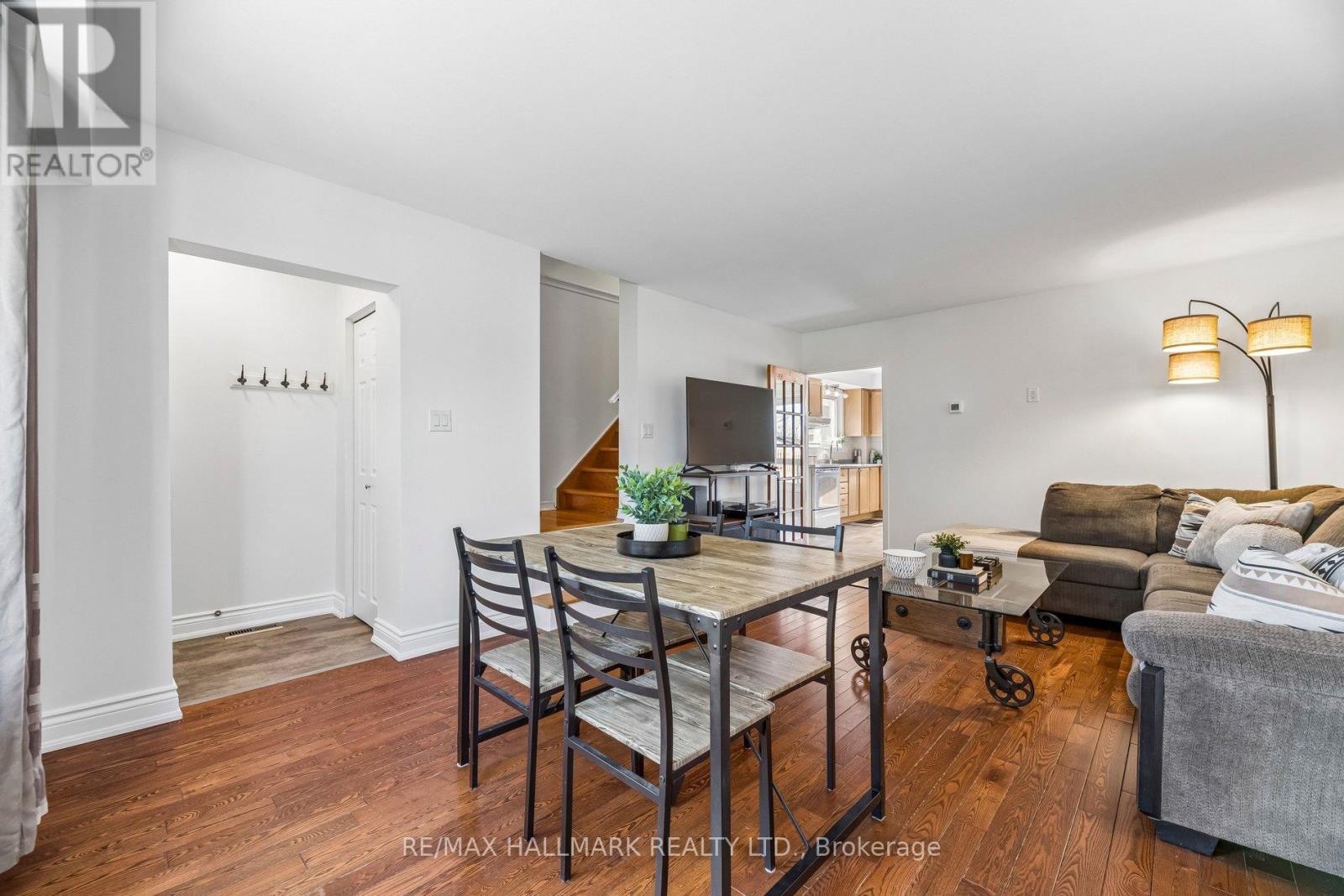 157 Barkley Crescent, Oshawa, Ontario  L1J 2E5 - Photo 10 - E13029452