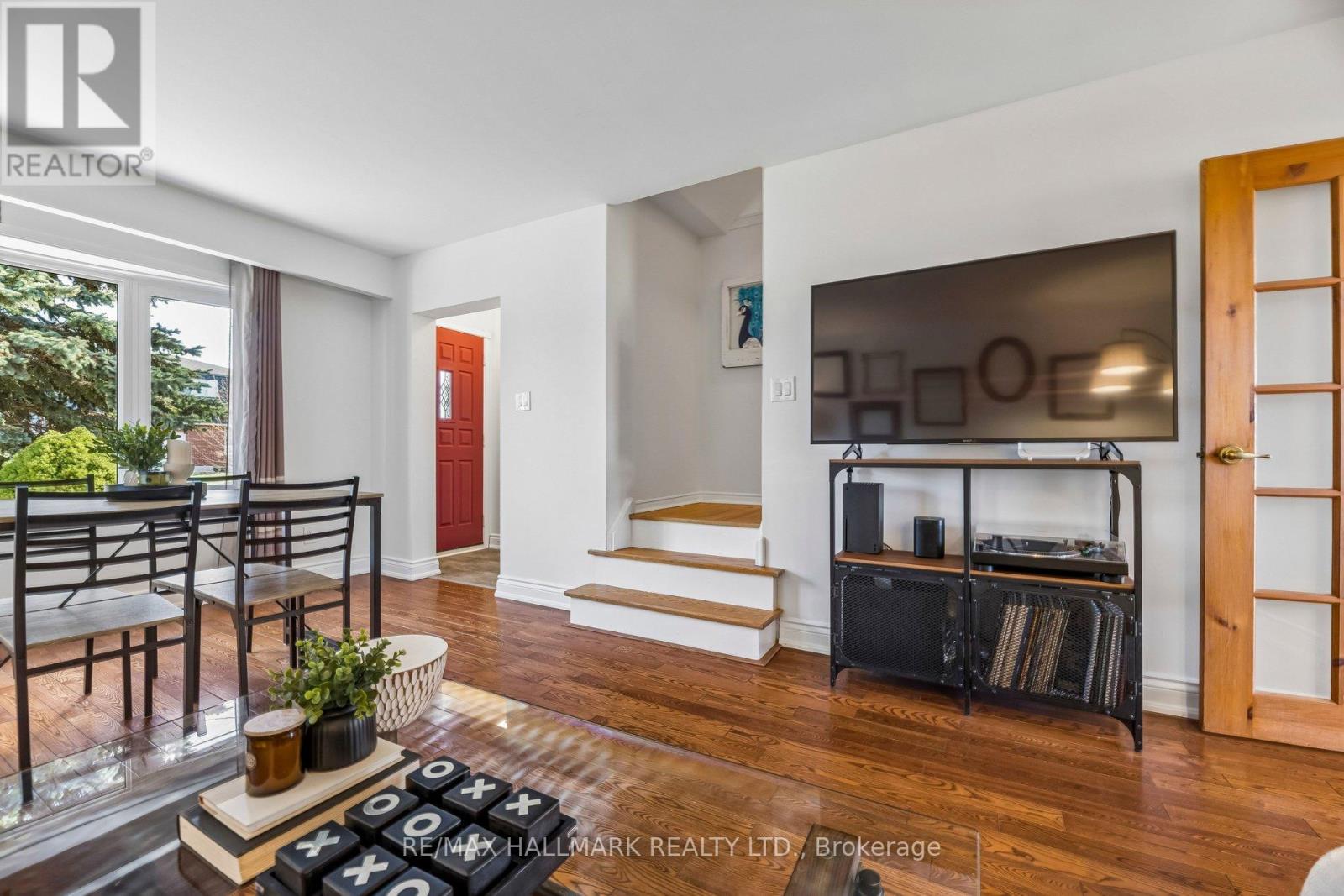 157 Barkley Crescent, Oshawa, Ontario  L1J 2E5 - Photo 8 - E13029452