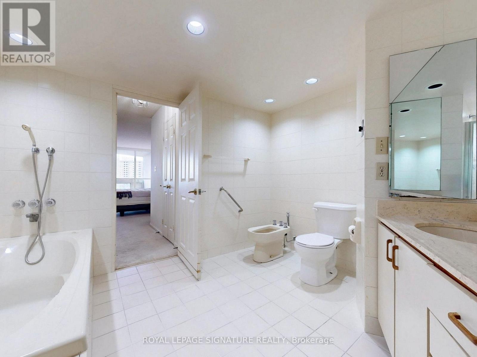 1001 - 85 Skymark Drive, Toronto, Ontario  M2H 3P2 - Photo 10 - C13025474