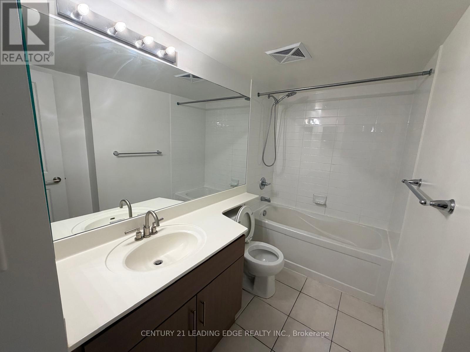 216 - 2035 Sheppard Avenue E, Toronto, Ontario  M2J 0A8 - Photo 11 - C13029400