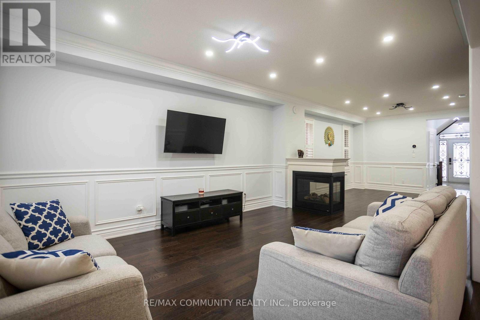 74 Stannardville Drive, Ajax, Ontario  L1T 0M4 - Photo 10 - E12978742