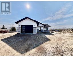 62 EDDY CRESCENT, Pembroke, Ontario