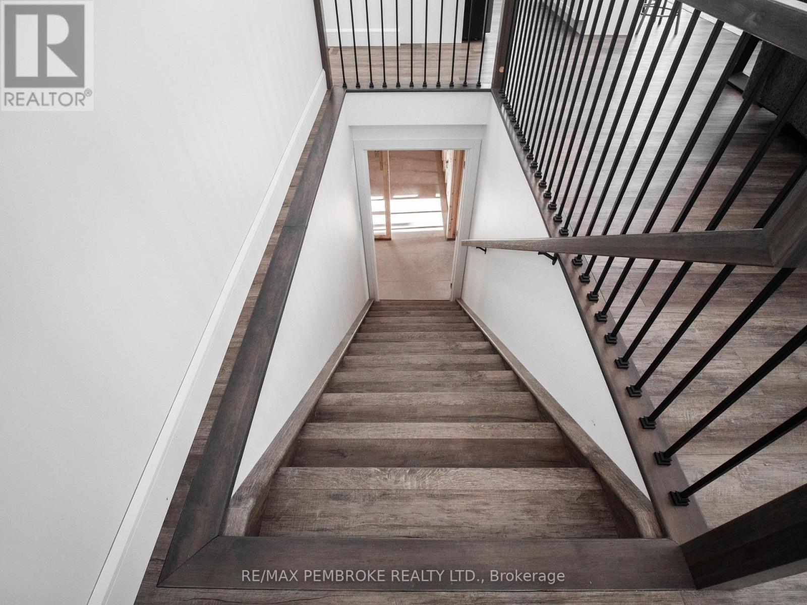 62 Eddy Crescent, Pembroke, Ontario  K8A 0M1 - Photo 20 - X12795924