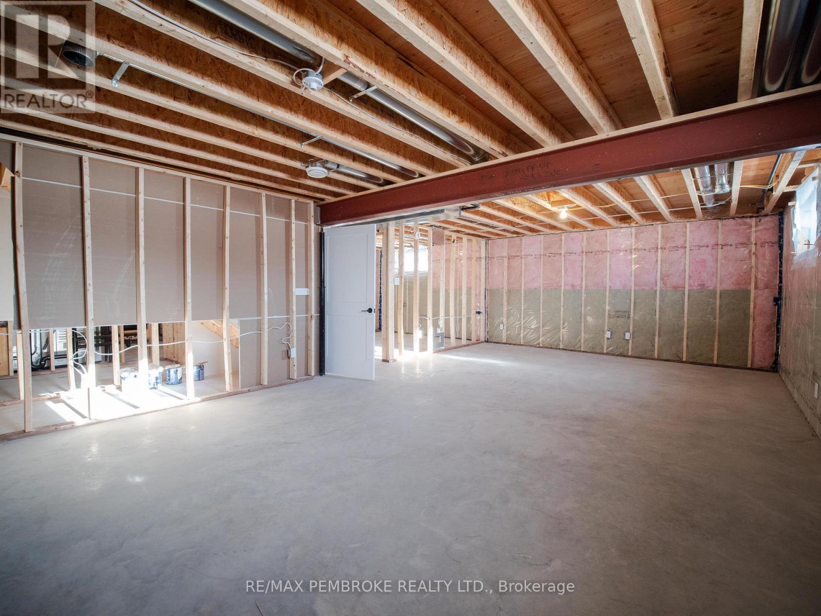 62 Eddy Crescent, Pembroke, Ontario  K8A 0M1 - Photo 24 - X12795924