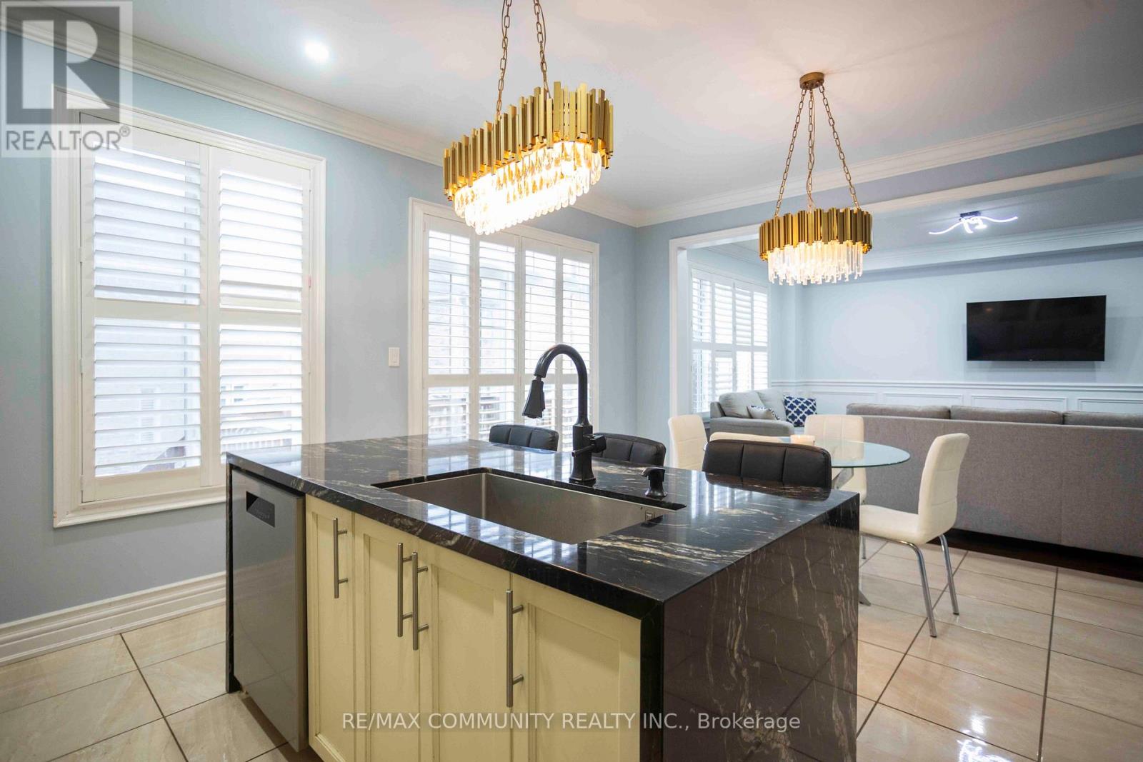 74 Stannardville Drive, Ajax, Ontario  L1T 0M4 - Photo 17 - E12978742