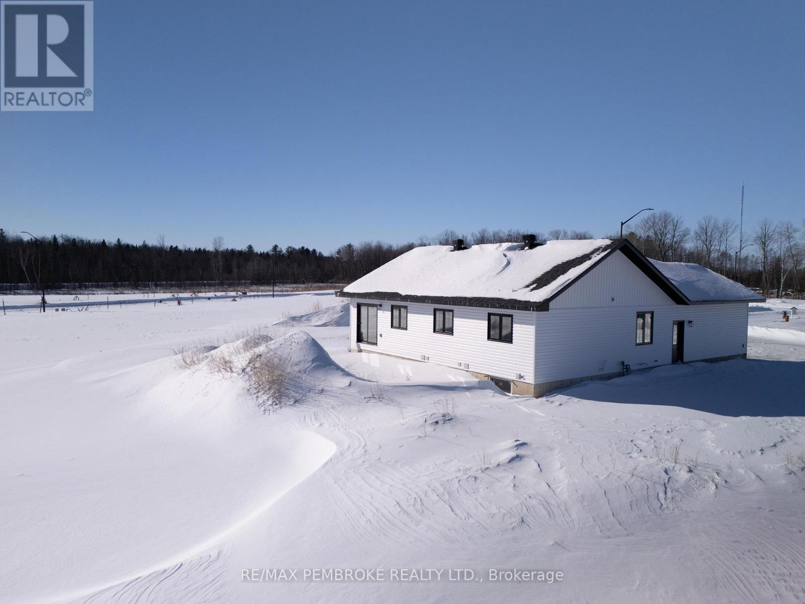 62 Eddy Crescent, Pembroke, Ontario  K8A 0M1 - Photo 34 - X12795924