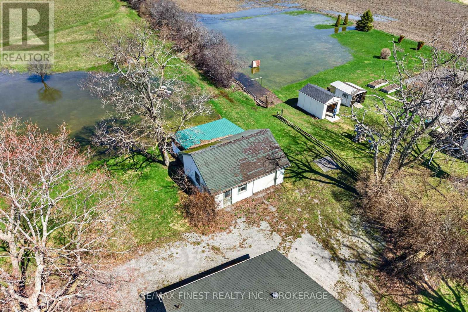 17020 Loyalist Parkway, Prince Edward County, Ontario  K0K 3L0 - Photo 10 - X13028828