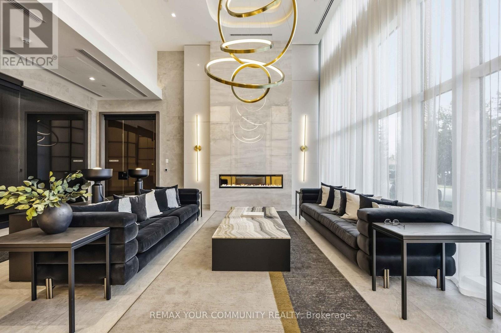 202 - 8888 Yonge Street, Richmond Hill, Ontario  L4C 0T4 - Photo 3 - N13029088