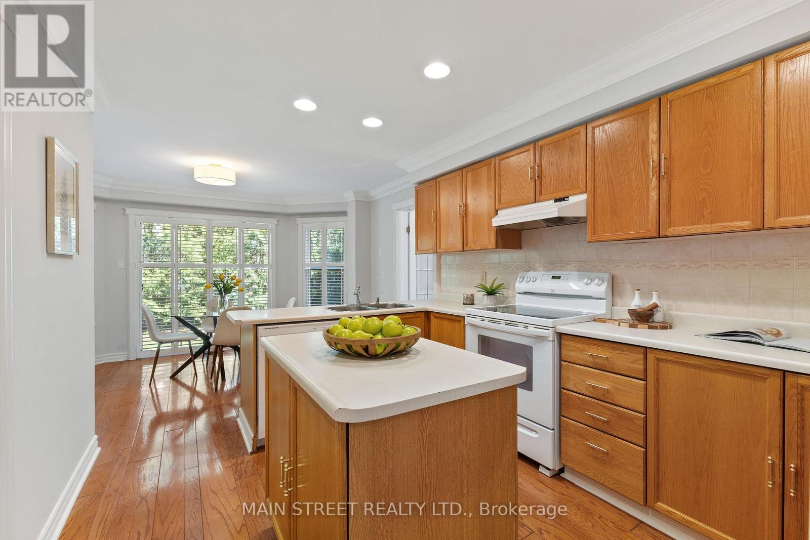 195 Brammar Street, Newmarket, Ontario  L3Y 7T4 - Photo 12 - N13029184