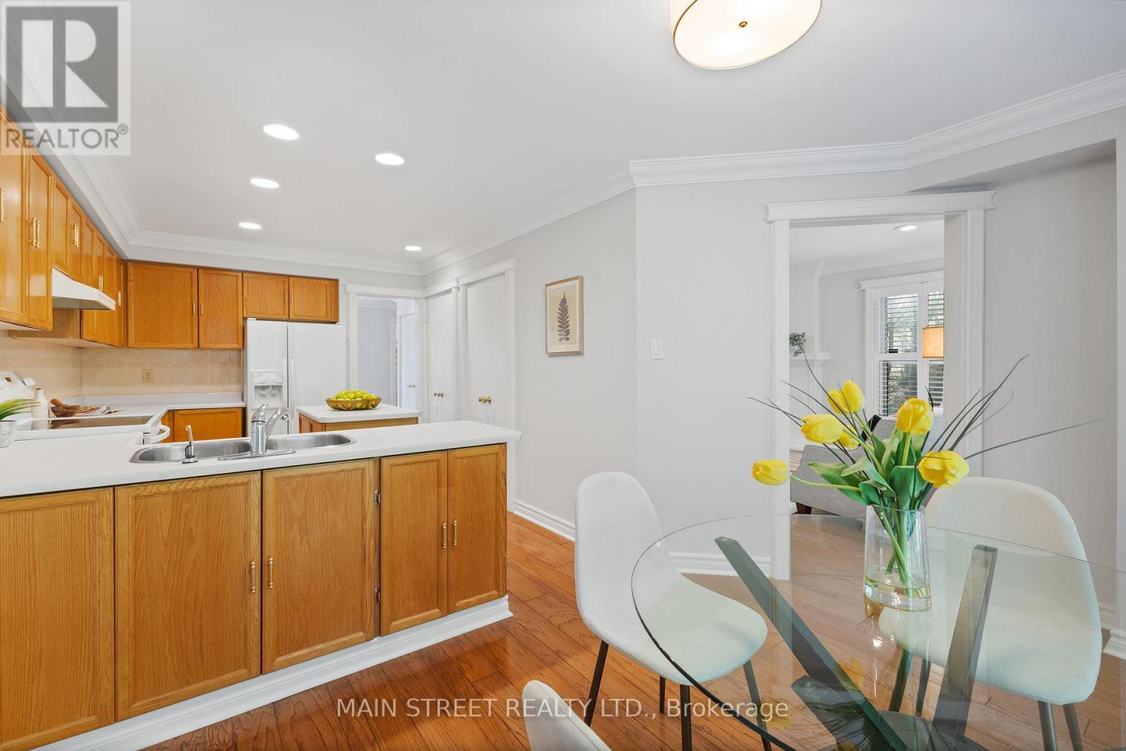 195 Brammar Street, Newmarket, Ontario  L3Y 7T4 - Photo 13 - N13029184