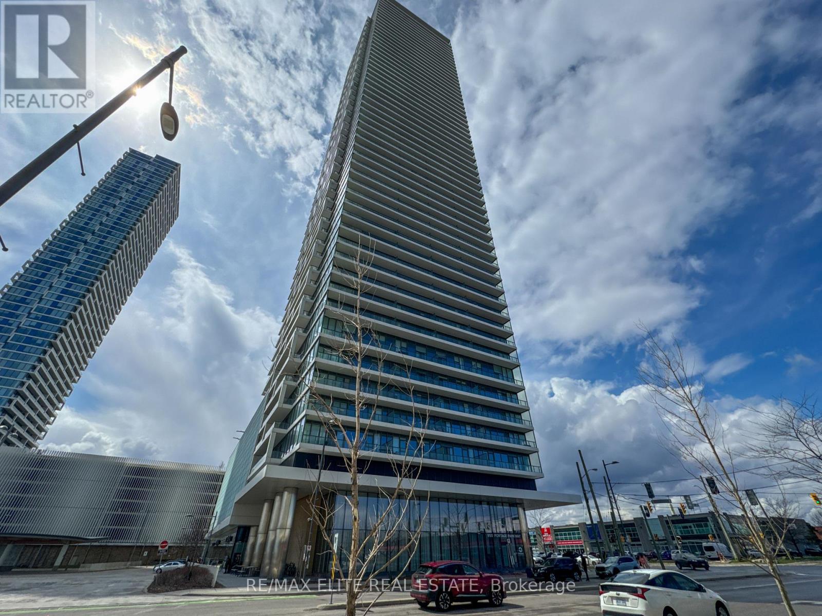 4311 - 950 PORTAGE PARKWAY, Vaughan, Ontario