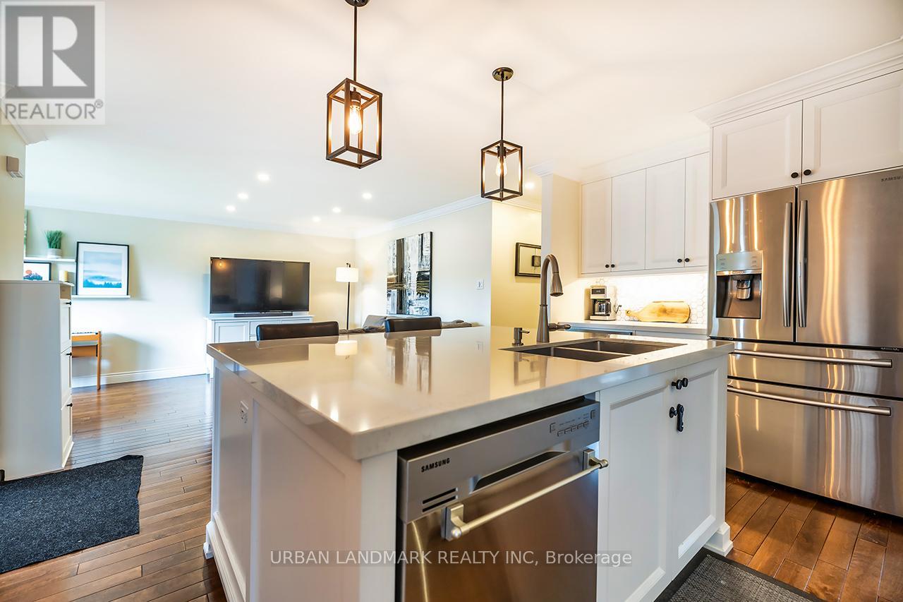 140 Riveredge Drive, Georgina, Ontario  L4P 2P3 - Photo 10 - N13029316