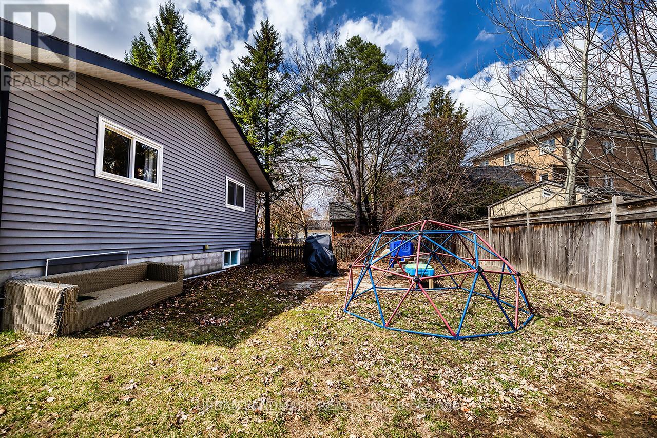 140 Riveredge Drive, Georgina, Ontario  L4P 2P3 - Photo 25 - N13029316