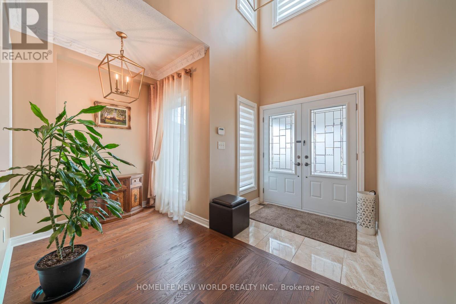 113 Sonoma Boulevard, Vaughan, Ontario  L4H 1N8 - Photo 3 - N13029332