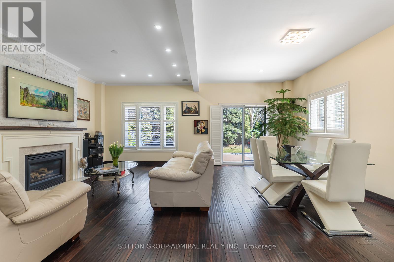 626 College Manor Drive, Newmarket, Ontario  L3Y 8M7 - Photo 10 - N13029334