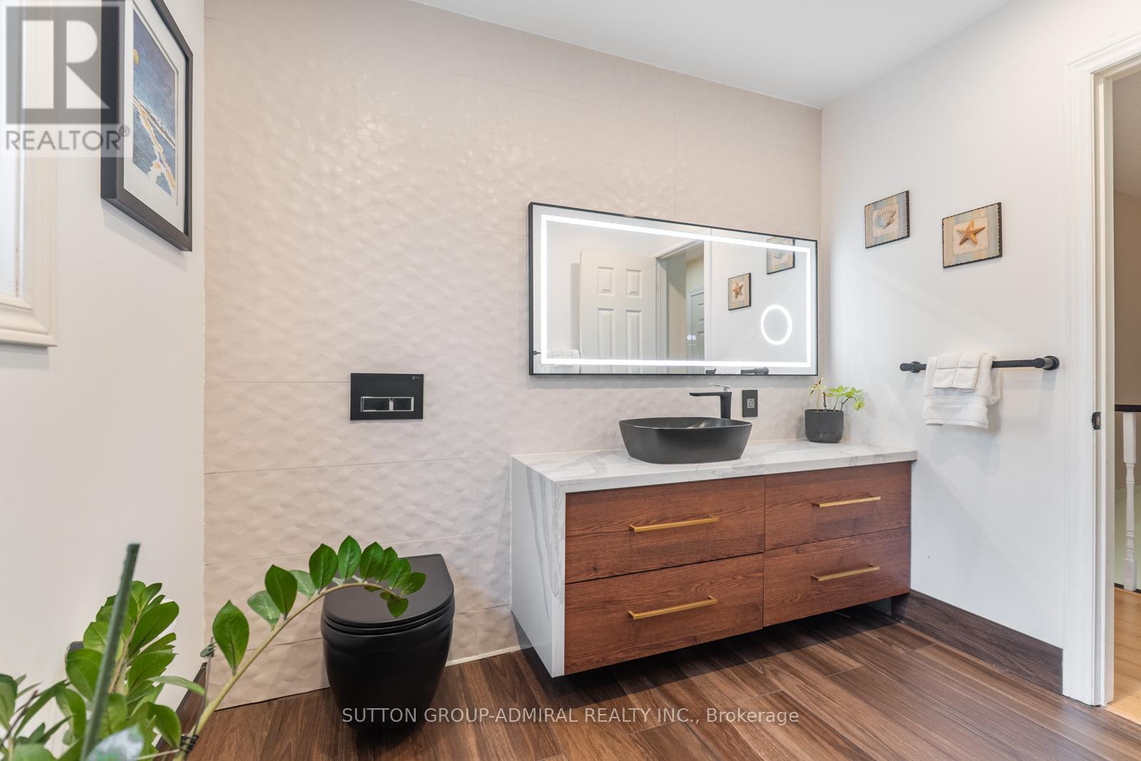 626 College Manor Drive, Newmarket, Ontario  L3Y 8M7 - Photo 28 - N13029334