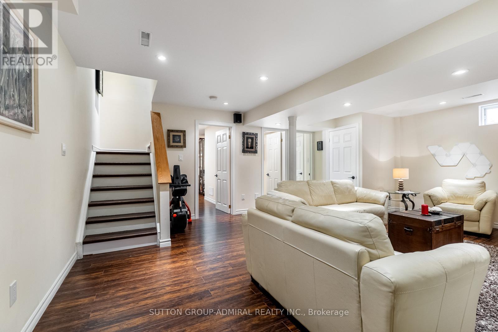 626 College Manor Drive, Newmarket, Ontario  L3Y 8M7 - Photo 31 - N13029334