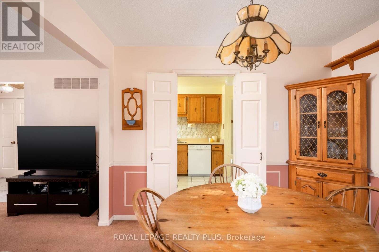 222 Centre Street W, Richmond Hill, Ontario  L4C 5K1 - Photo 16 - N13029358