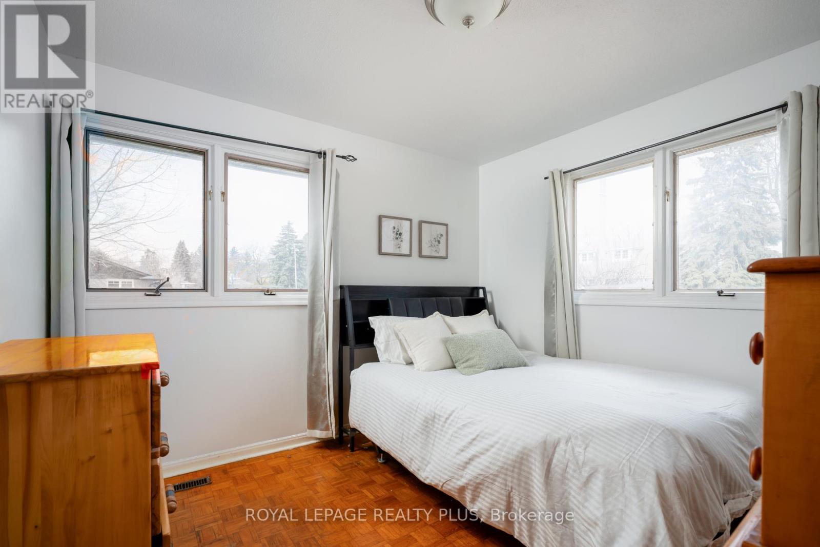 222 Centre Street W, Richmond Hill, Ontario  L4C 5K1 - Photo 30 - N13029358