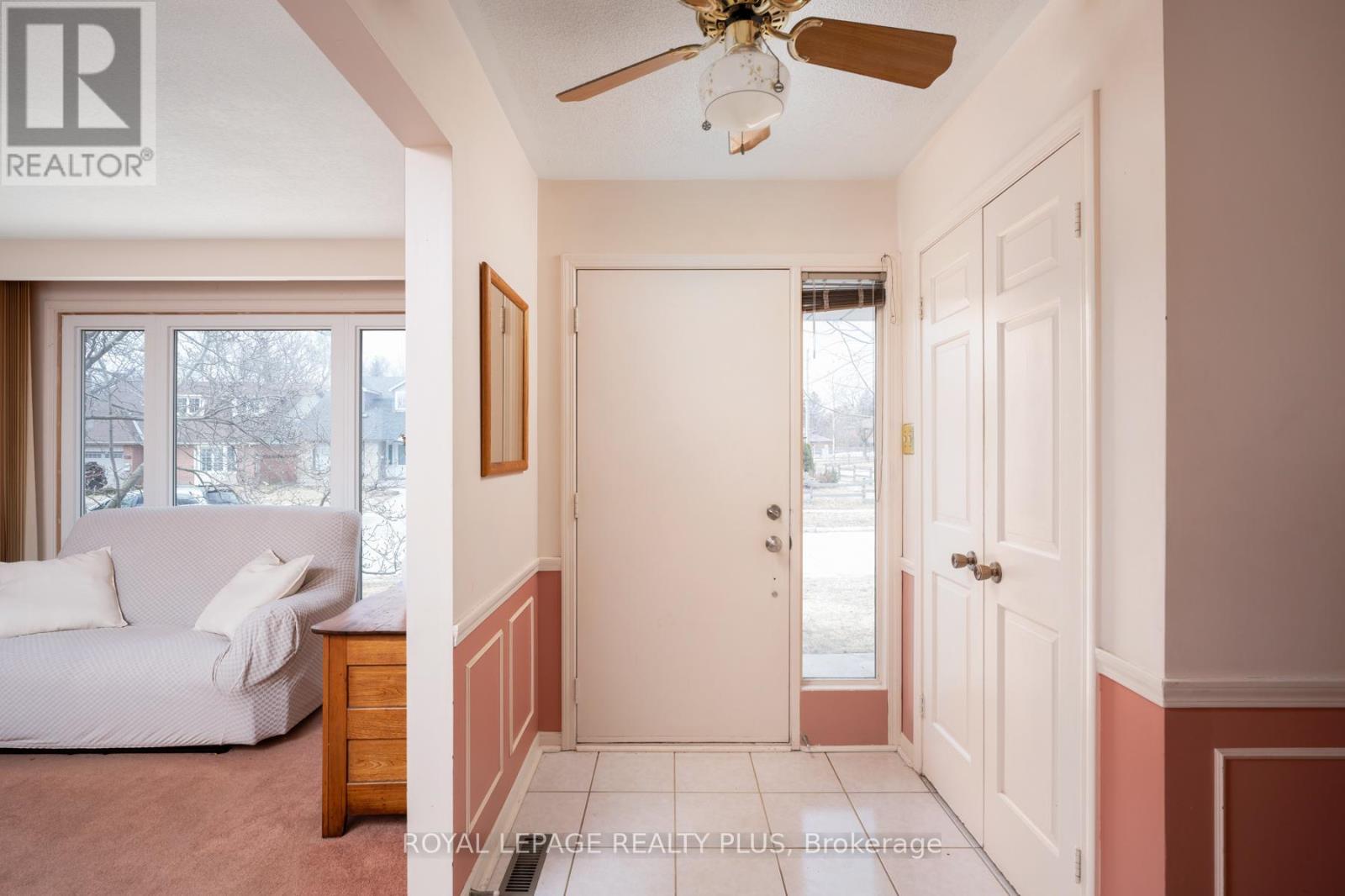 222 Centre Street W, Richmond Hill, Ontario  L4C 5K1 - Photo 7 - N13029358