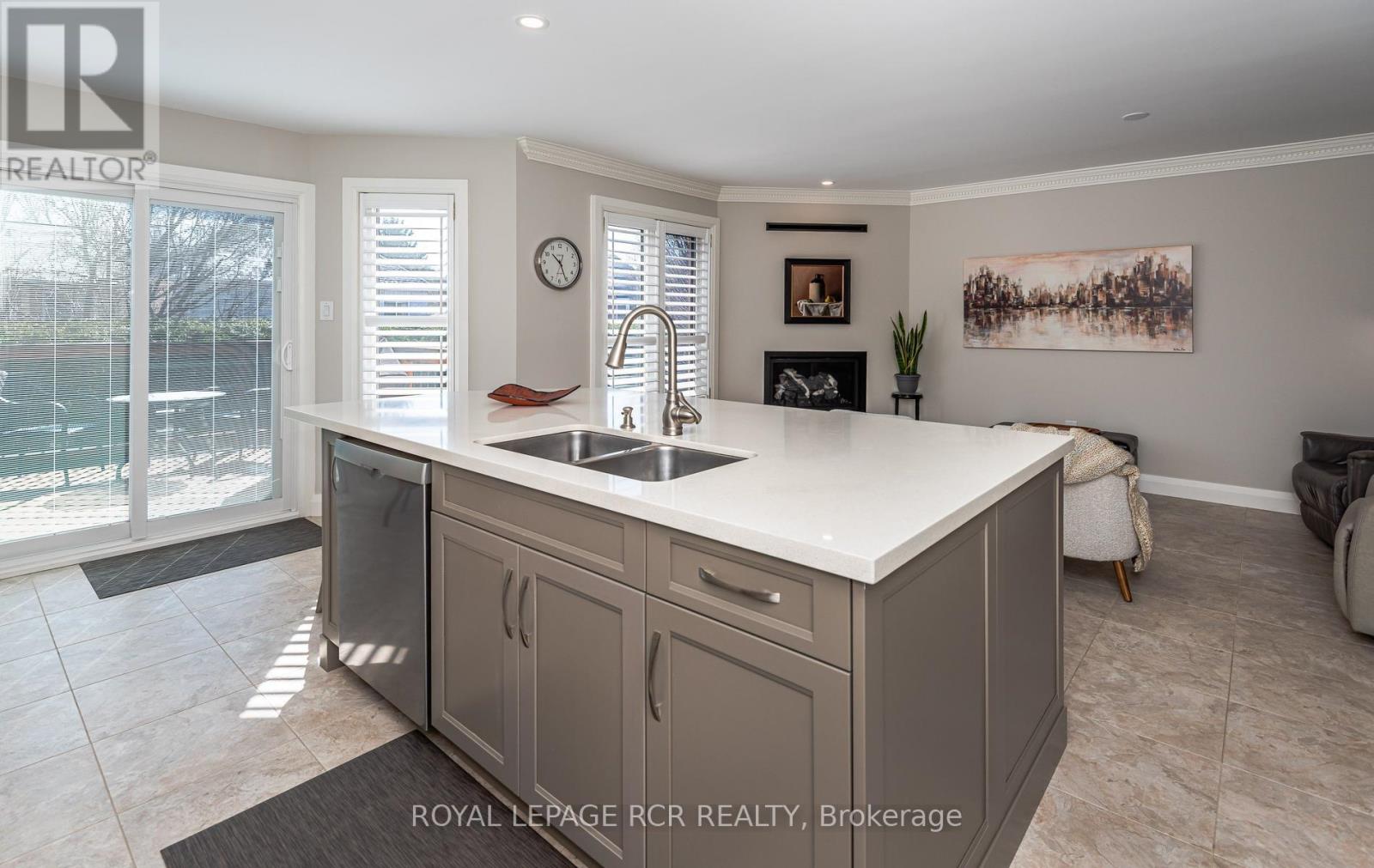 42 Allenvale Drive, Aurora, Ontario  L4G 6P5 - Photo 12 - N13029362