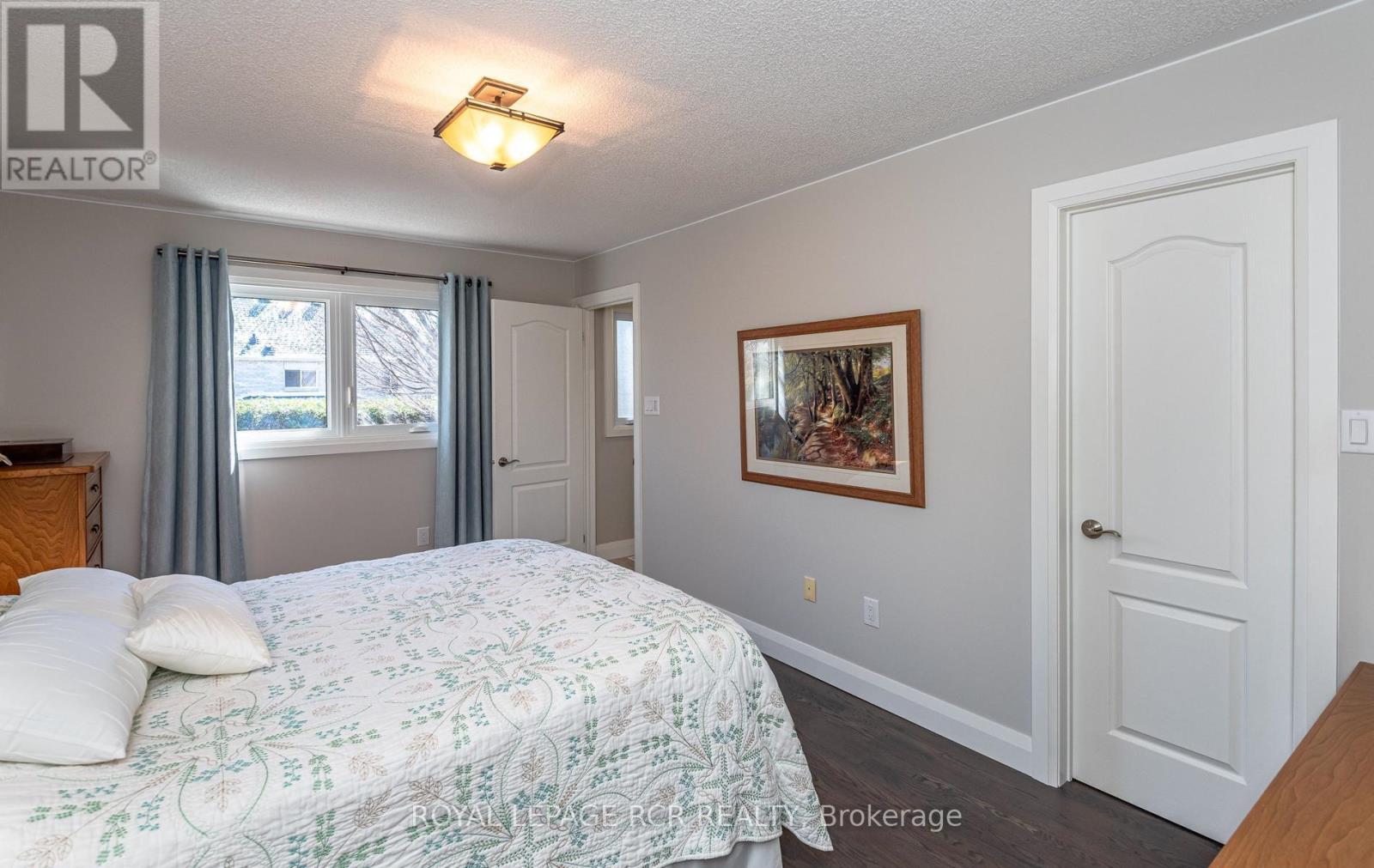 42 Allenvale Drive, Aurora, Ontario  L4G 6P5 - Photo 17 - N13029362