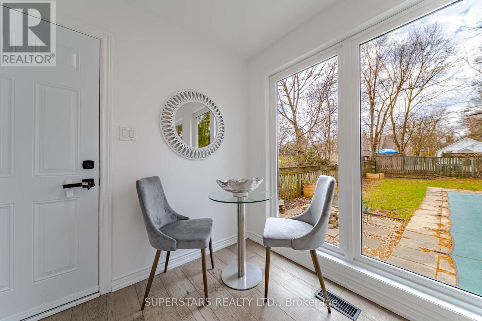 84 Lawrence Avenue, Richmond Hill, Ontario  L4C 1Z3 - Photo 14 - N13029374