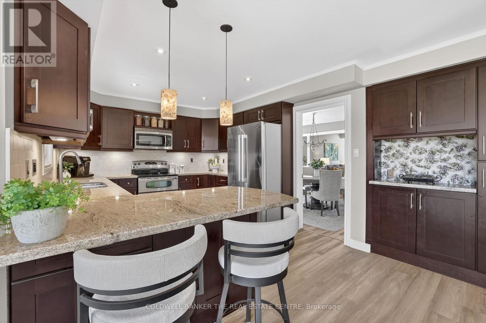 78 Rhodes Circle, Newmarket, Ontario  L3X 1V2 - Photo 11 - N13029426