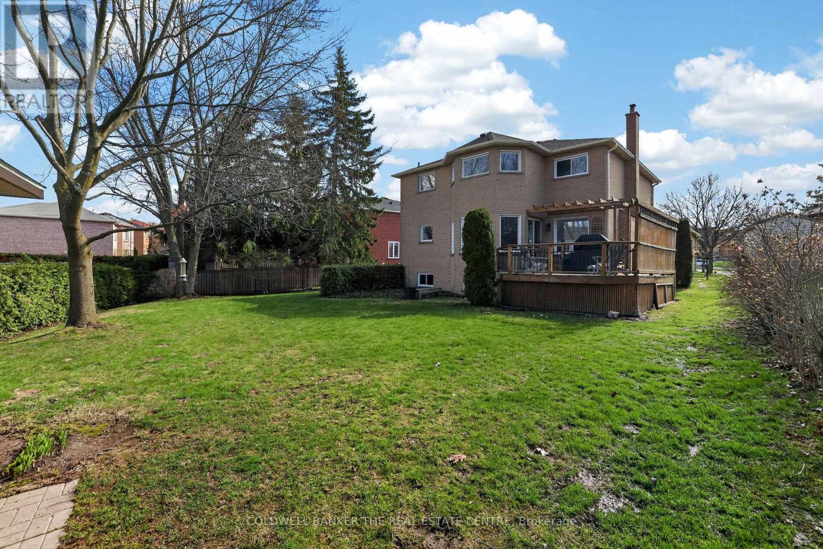 78 Rhodes Circle, Newmarket, Ontario  L3X 1V2 - Photo 34 - N13029426