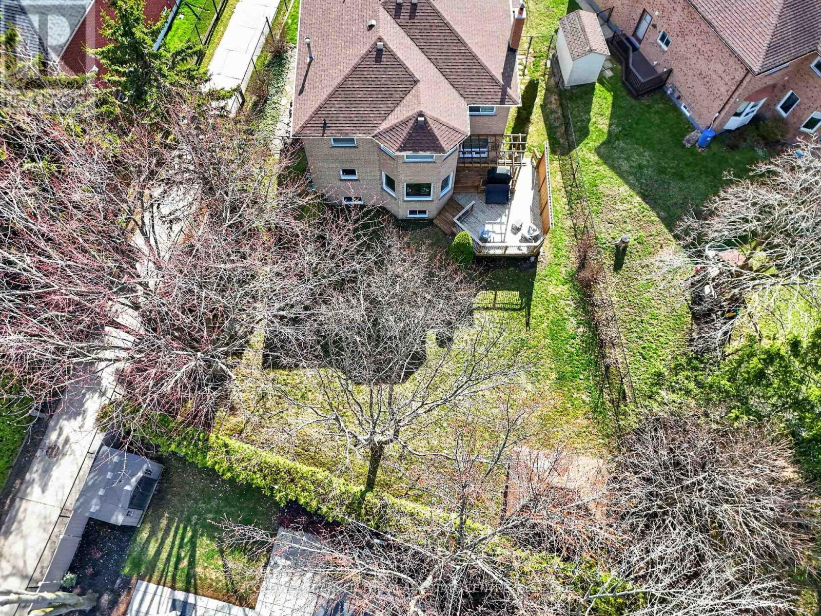 78 Rhodes Circle, Newmarket, Ontario  L3X 1V2 - Photo 40 - N13029426